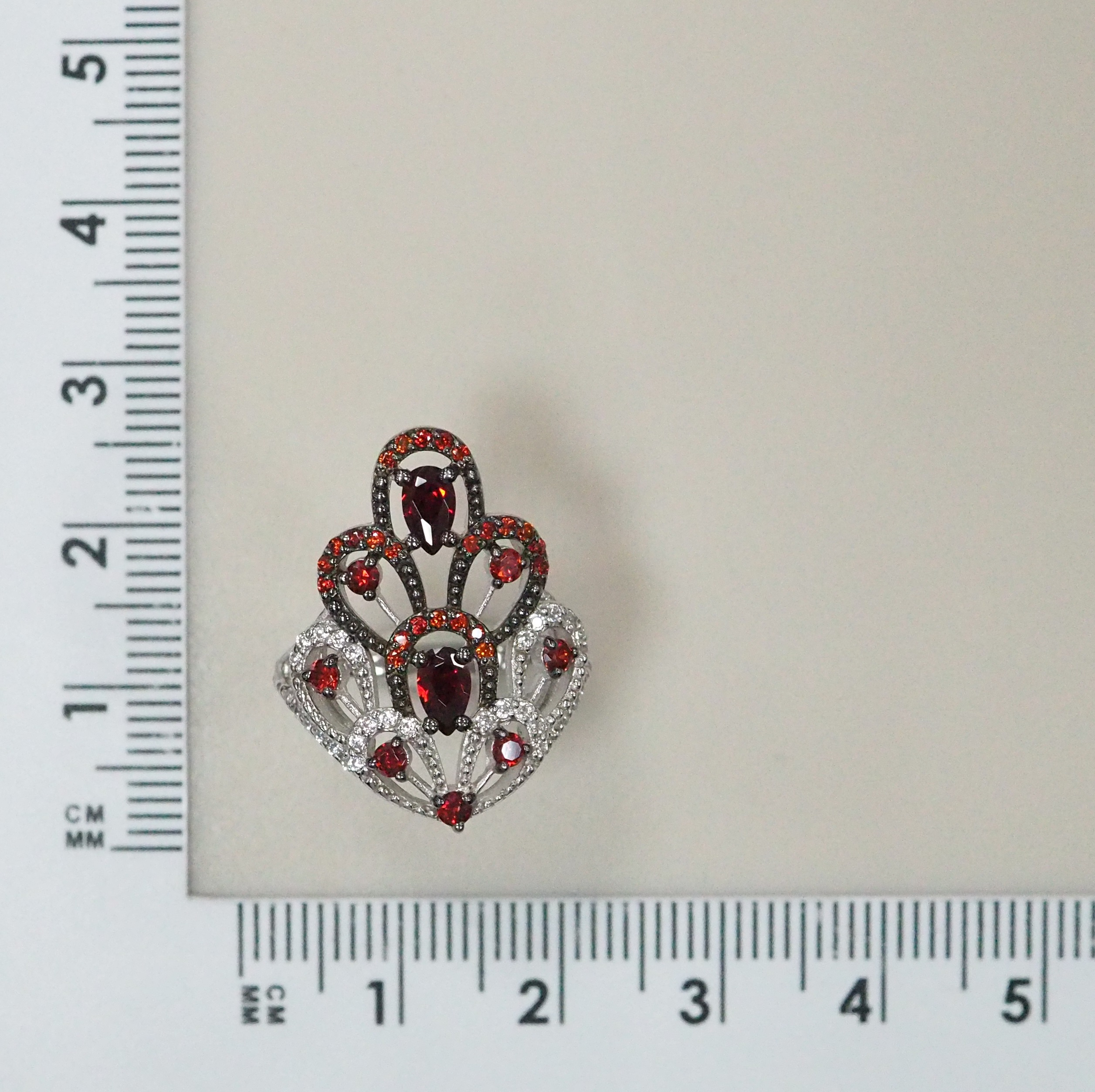 Серебряное кольцо с кварцем